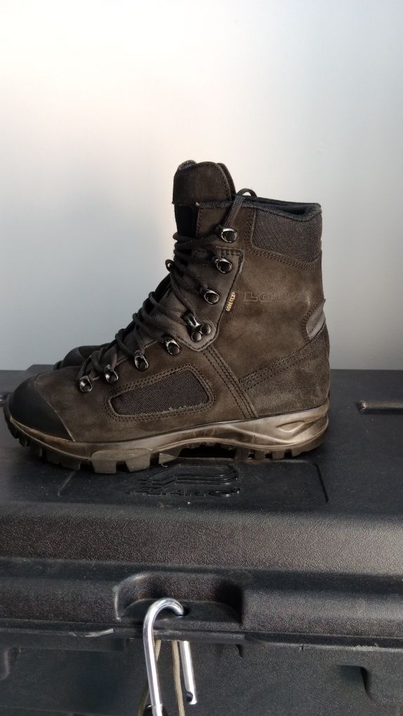 LOWA mountain Elite GTX