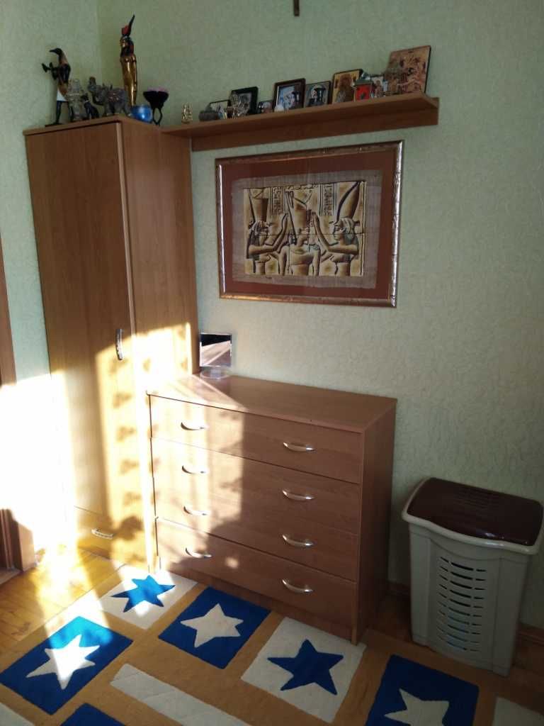 Здам КІМНАТУ для дівчини/ жінки в Центрі, вул. Героїв УПА