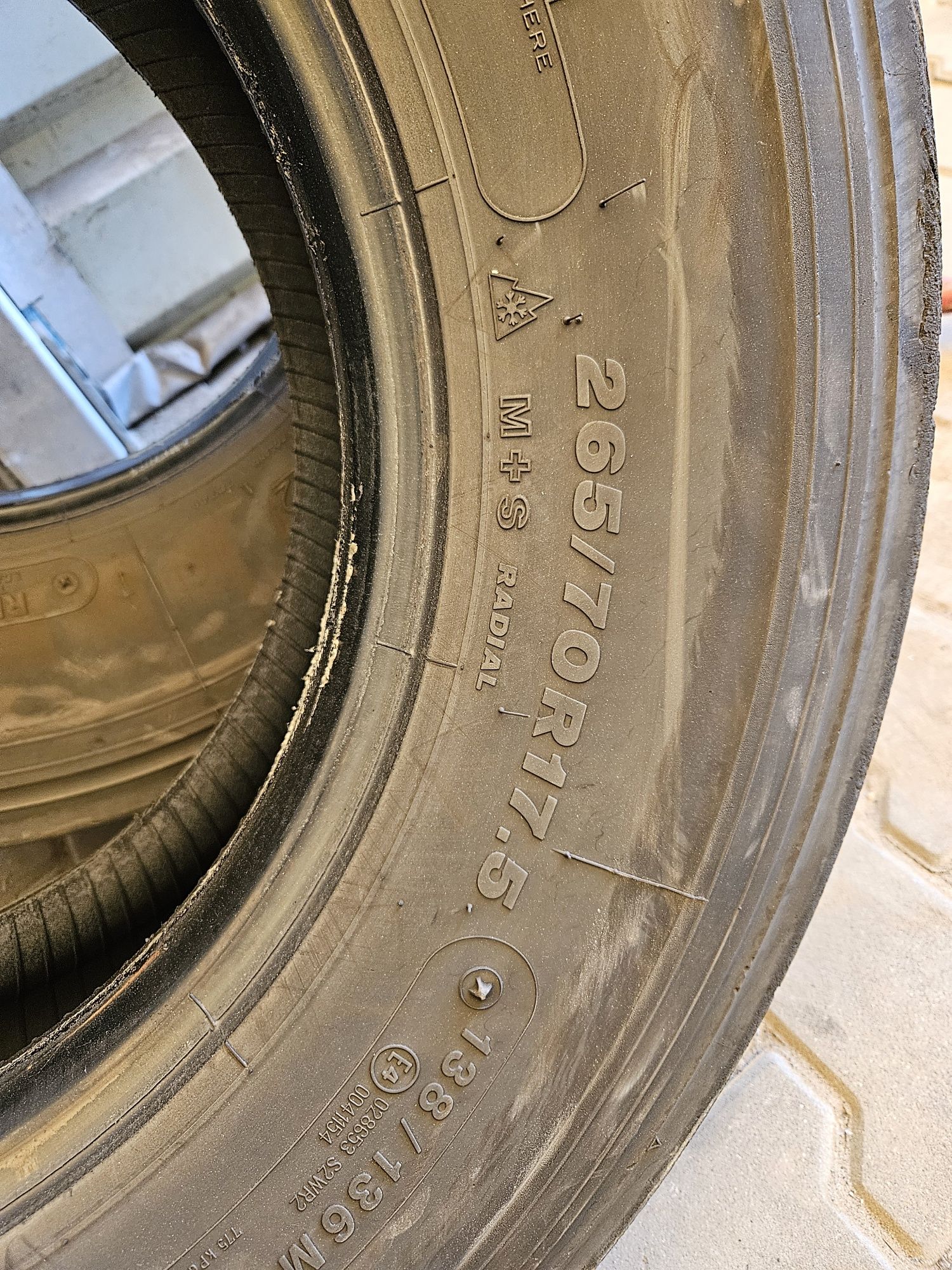 Opony 265/70 17.5 Bridgestone