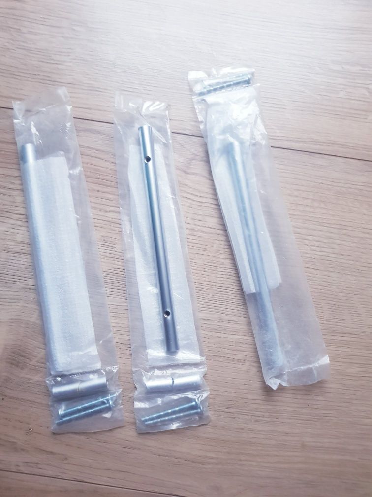 Nowe uchwyty metalowe do mebli, szafek  3 sztuk