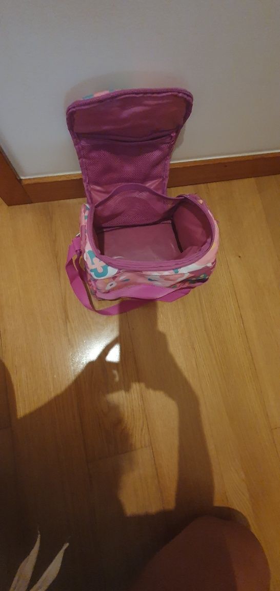 Torto: Mochila + Lancheira + Estojo triplo