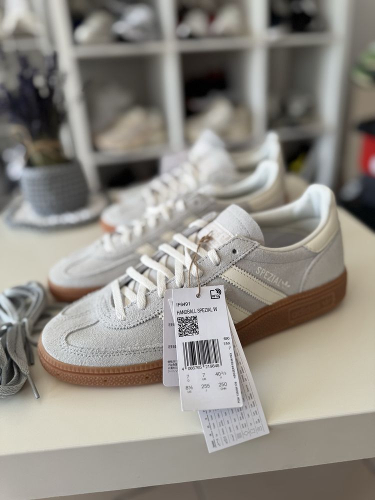 Кросівки Adidas Handball Spezial Wonder Silver Gum (IF6491)оригінал