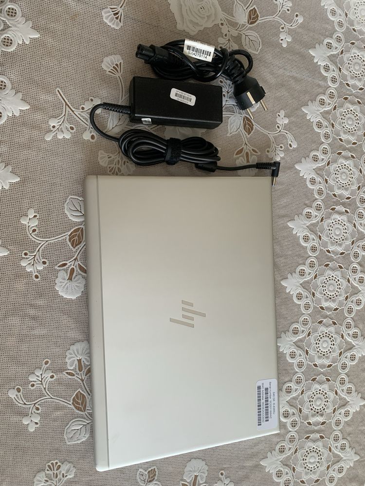 Ноутбук HP elitebook g6 i5 + зарядка