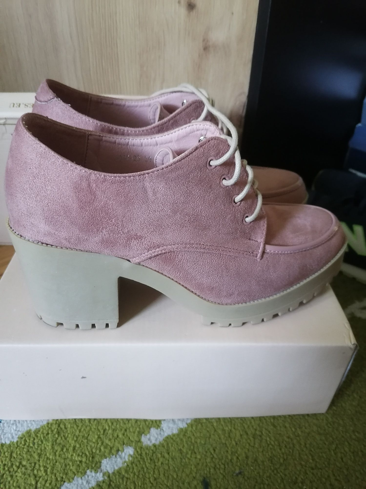 Buty Mokasyny rozm 39