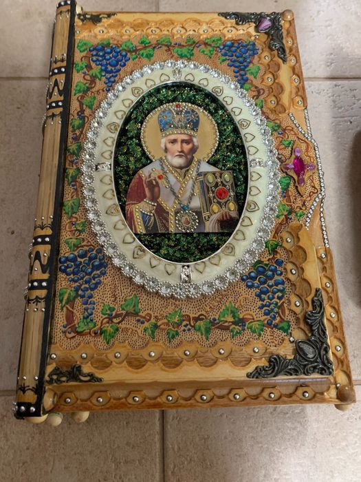 Библия ручная работа
