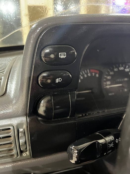 Продам део нески инжектор газ бензин