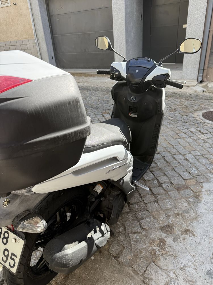 Mota yamaha 125