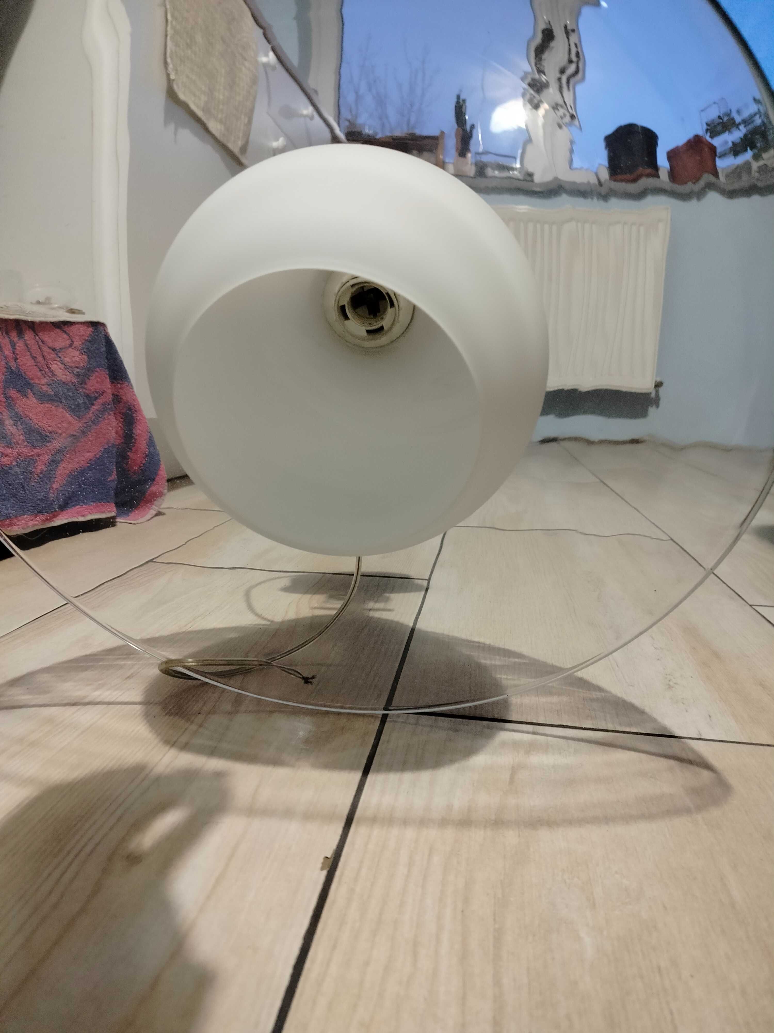 Szklana lampa sufitowa Massive wisząca półokrągła