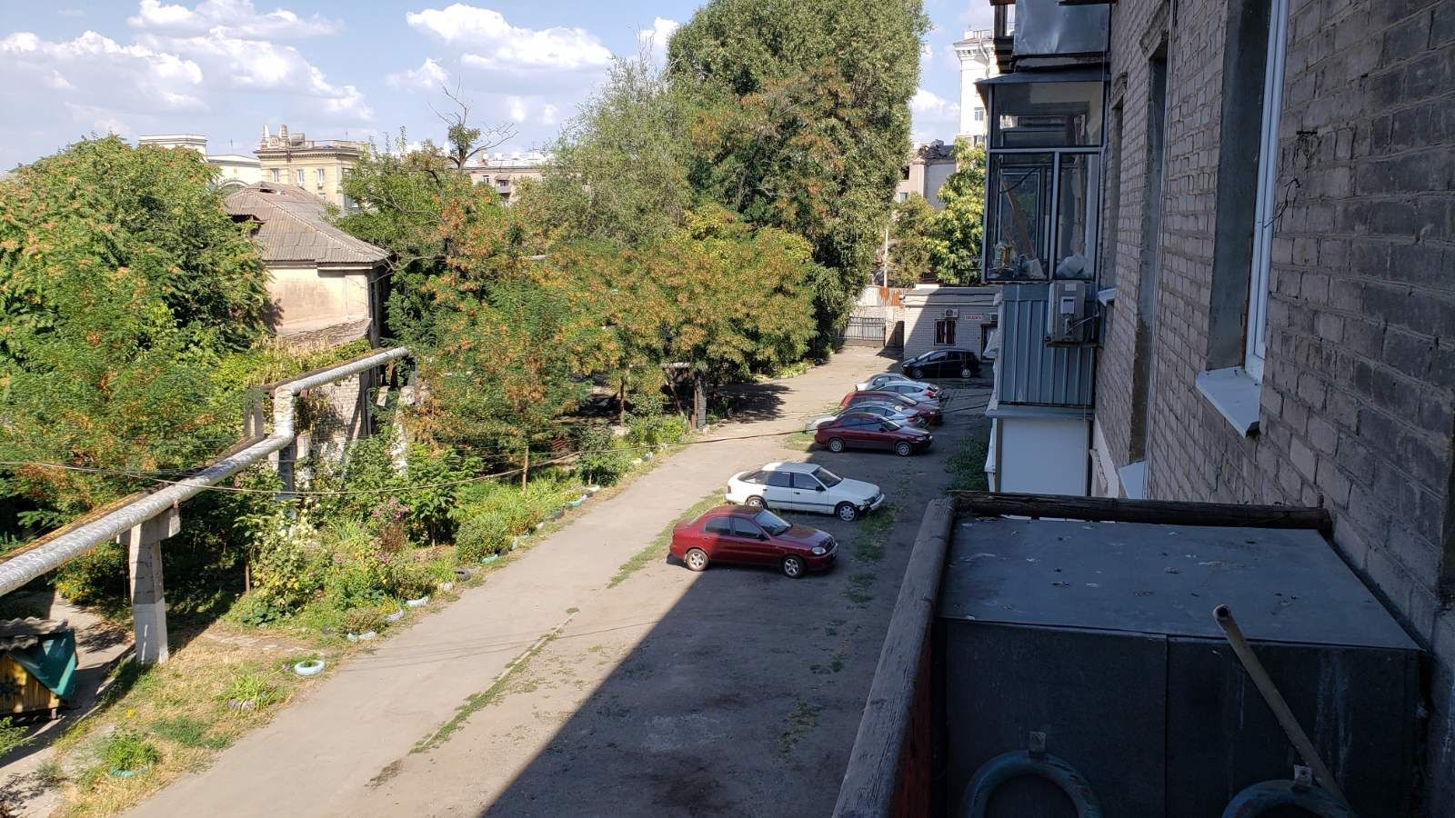 Продам 3 к.квартиру центр