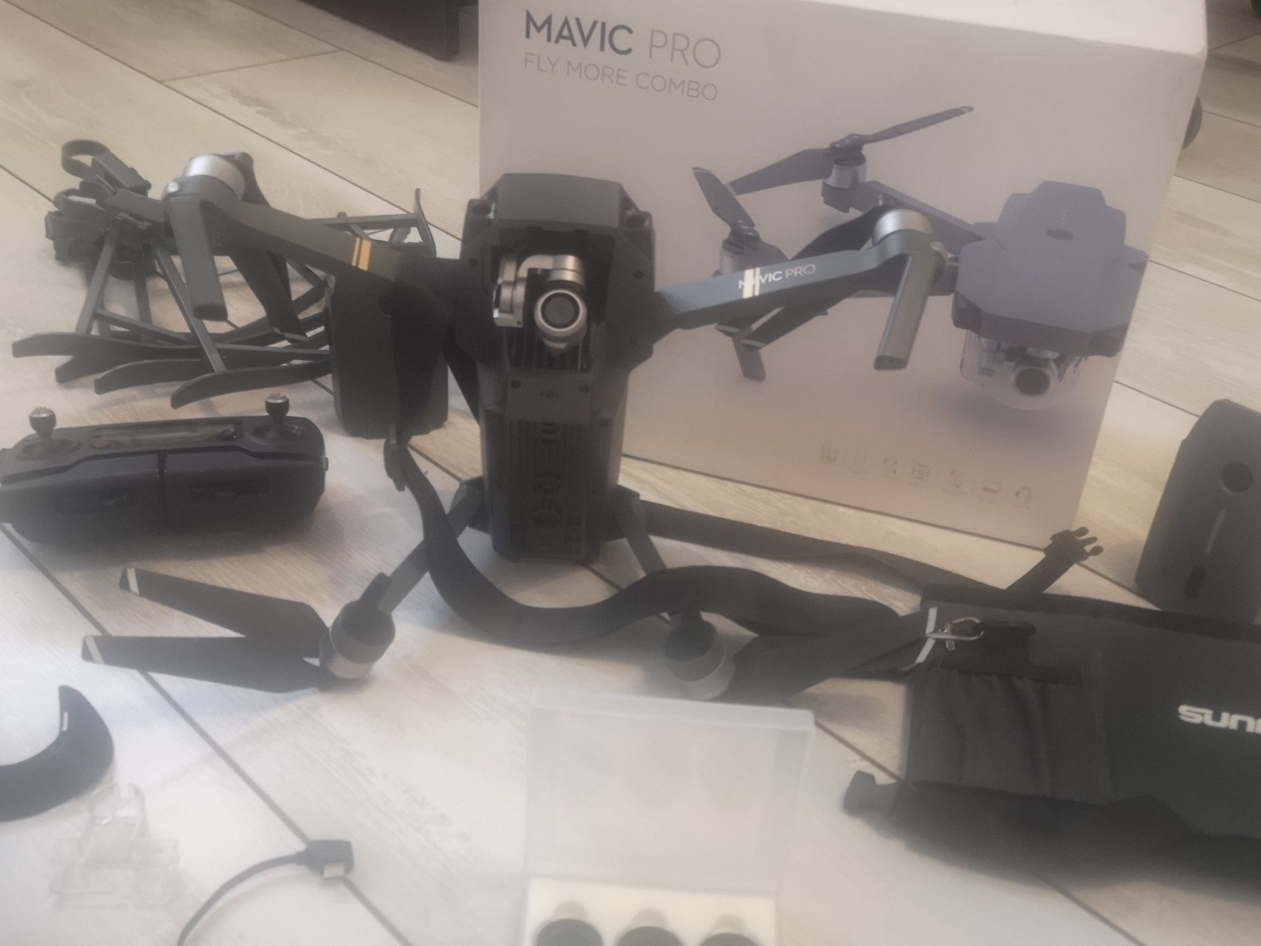 Квадрокоптер Dji Mavic Pro Combo, prop guard, 3 batteries etc