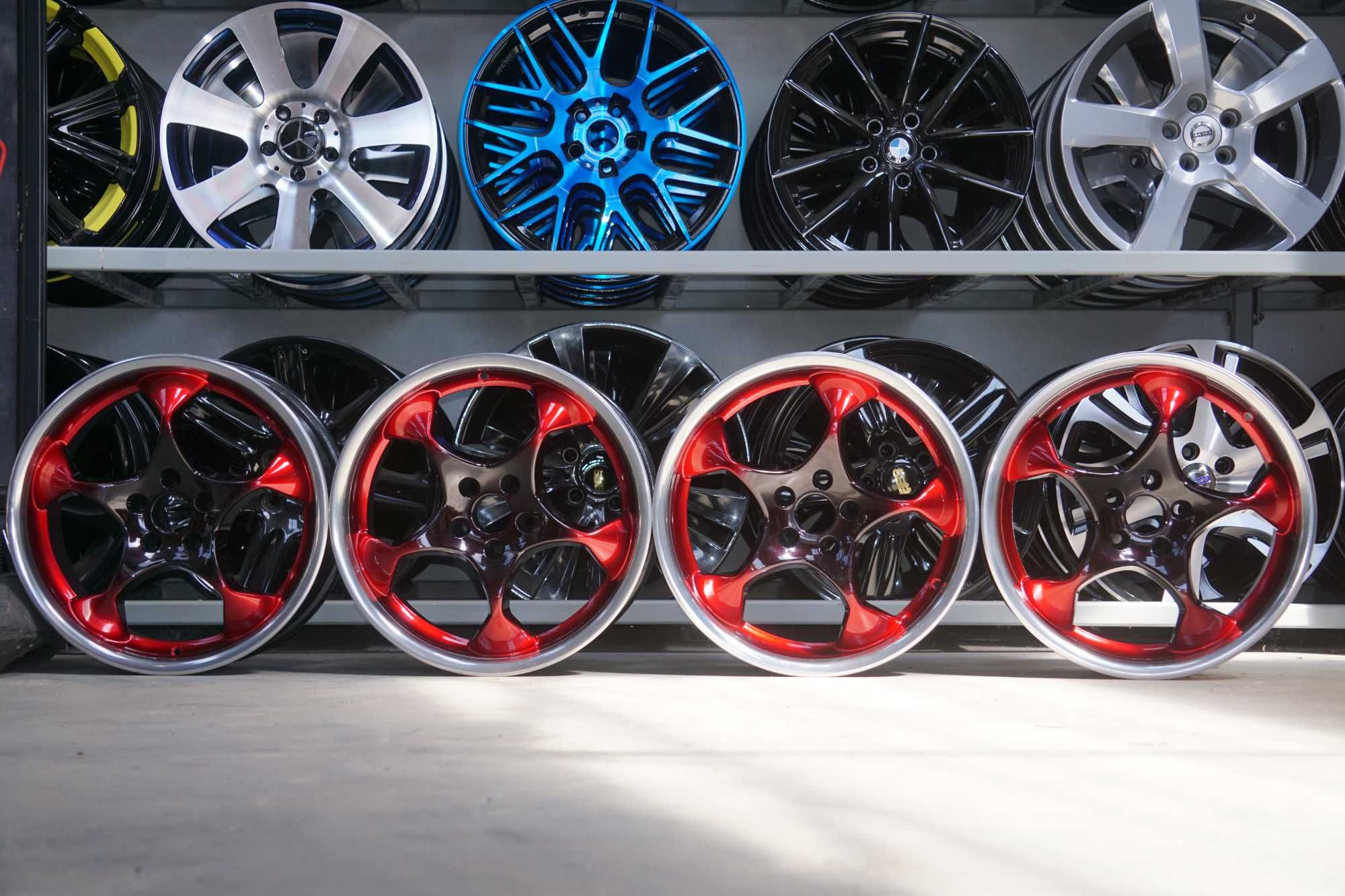 Alufelgi Schmidt Space 5x108 8,5Jx18 et35 cb60,1 red candy i rant