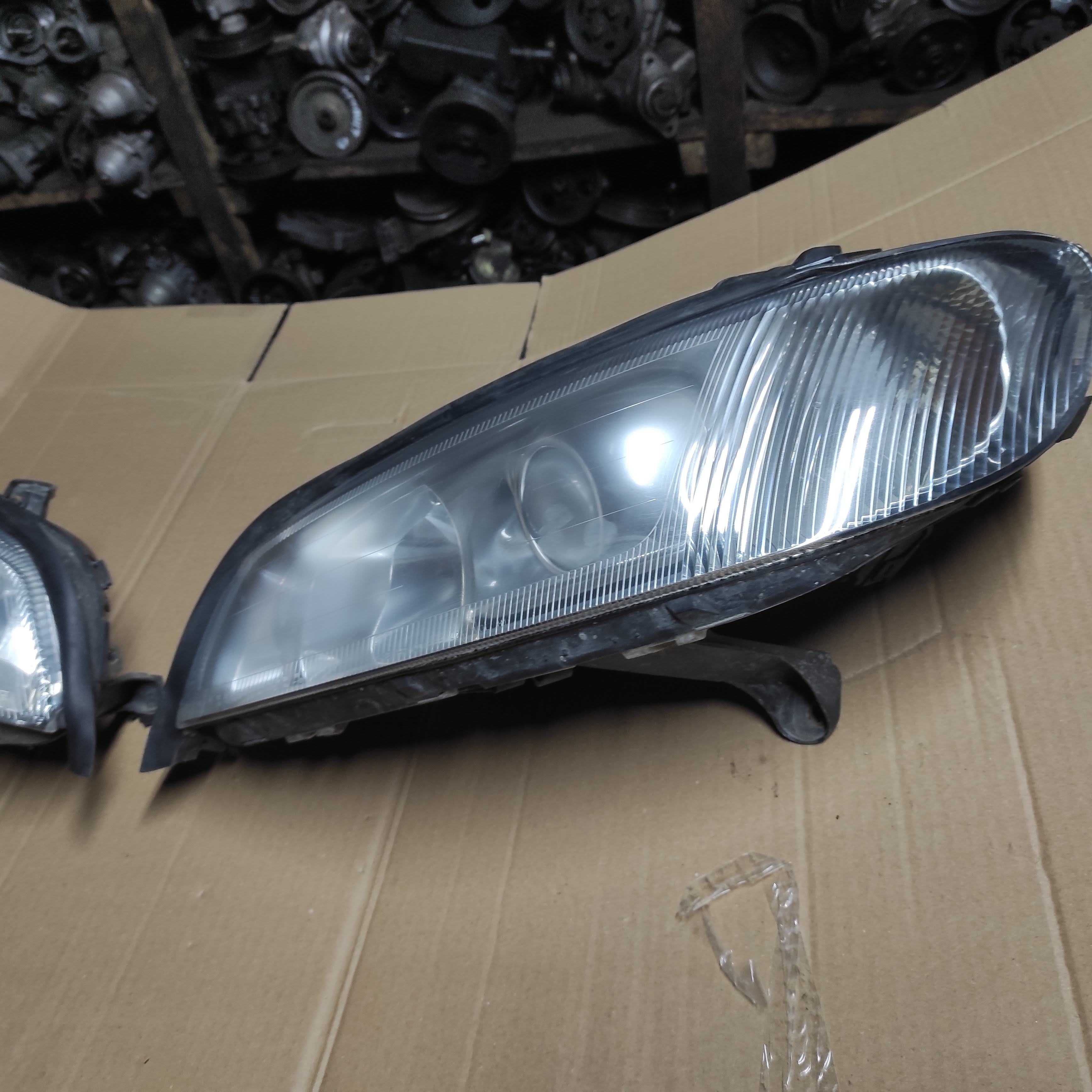 Lampa Lampy Przód Opel Omega B Komplet