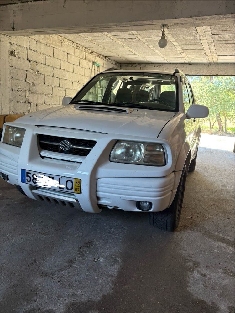 Suzuki Grand Vitara 2.0