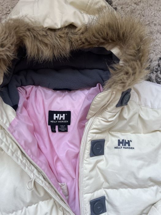 Пуховик від фірми Helly Hansen (жіночий)