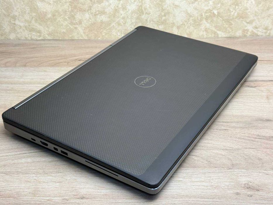 Игровой Dell Precision 7710 17,3 FHD ips i7/32 GB/ssd500/NVIDIA 4GB