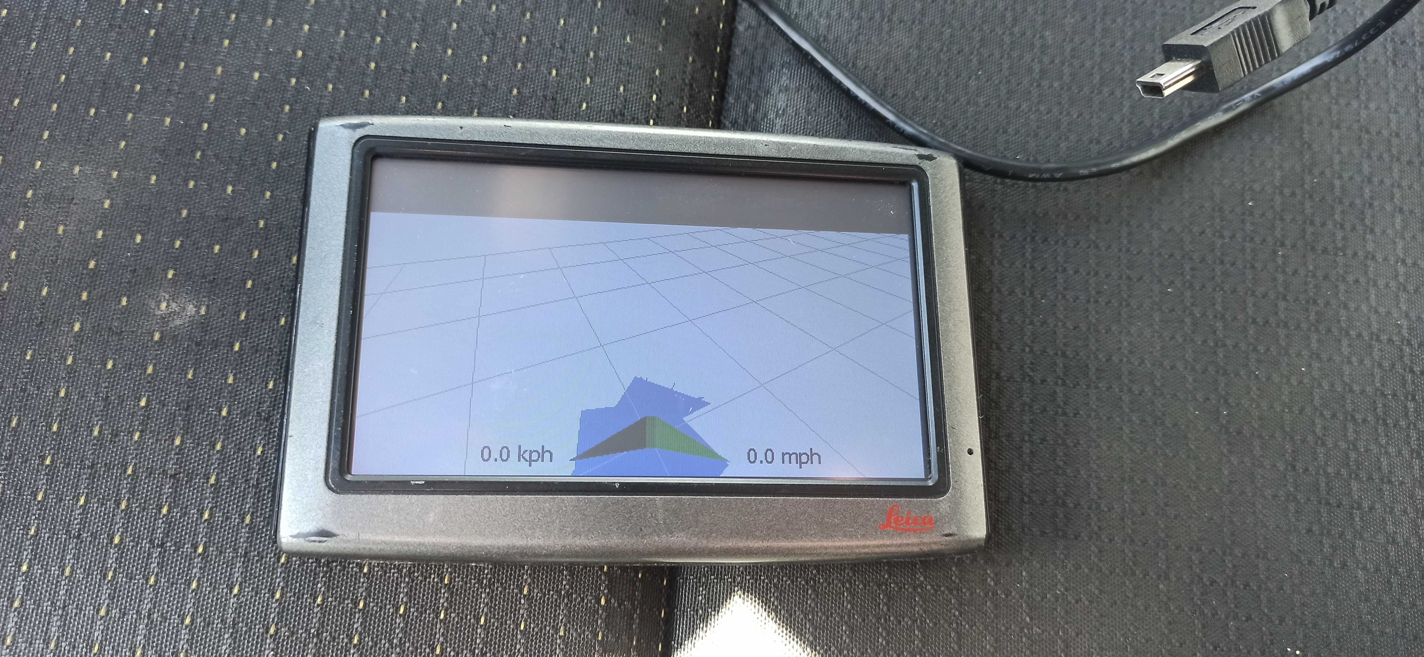 Система паралельного водіння(курсовказівник агро GPS) Leica mojoMINI