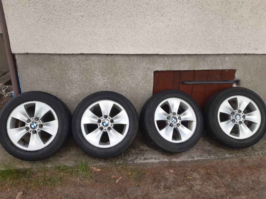 Oryginalne felgi Bmw, 7x16 cali stan dobry z oponami 225/50r16 92v.
