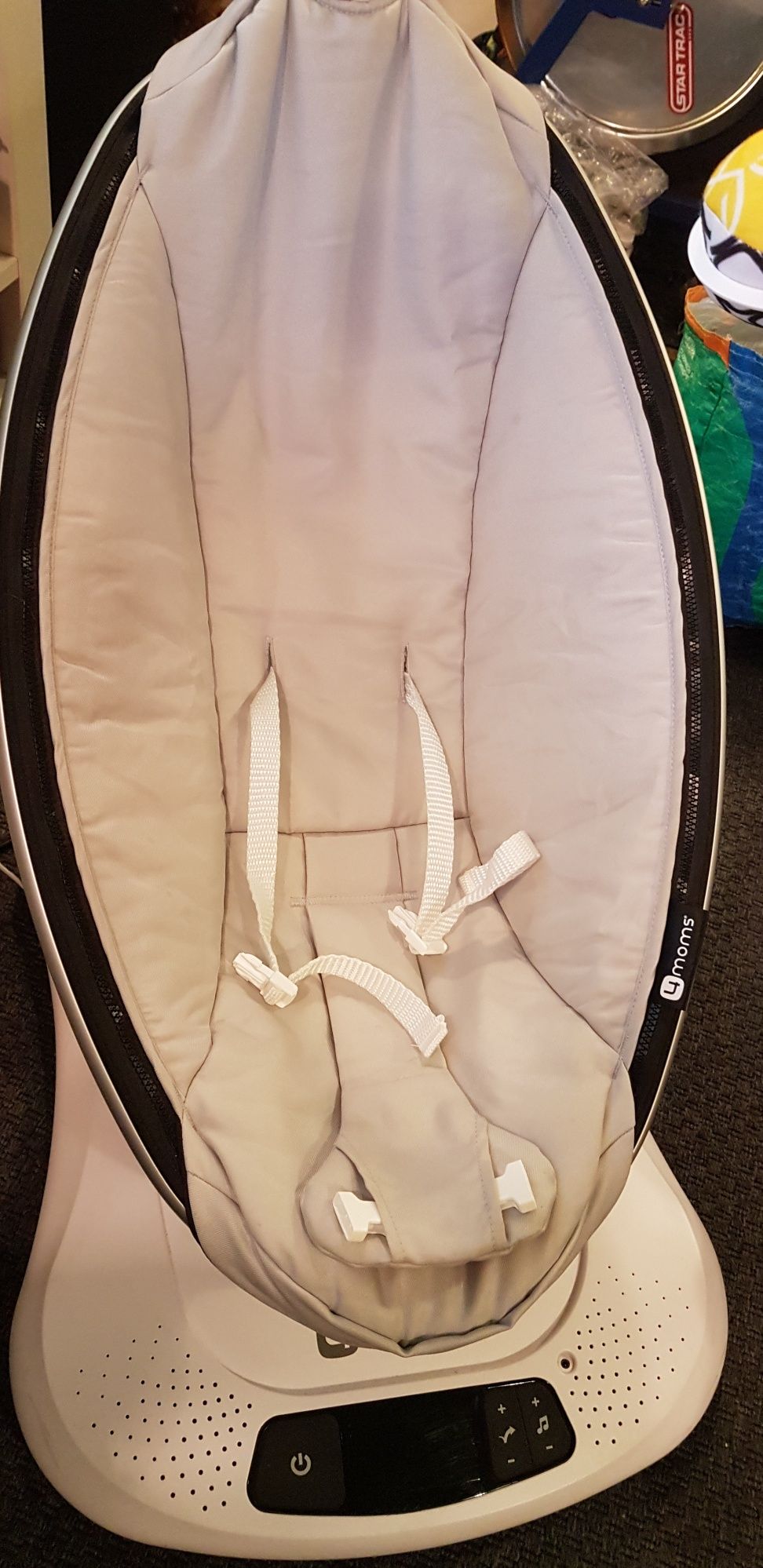 Espreguiçadeira 4moms mamaRoo 4 com Redutor