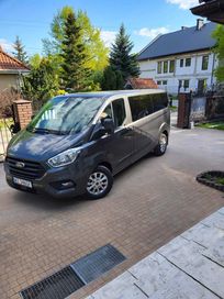 Wynajem nowych i komfortowych busów 8-osobowych: FORD Transit Custom