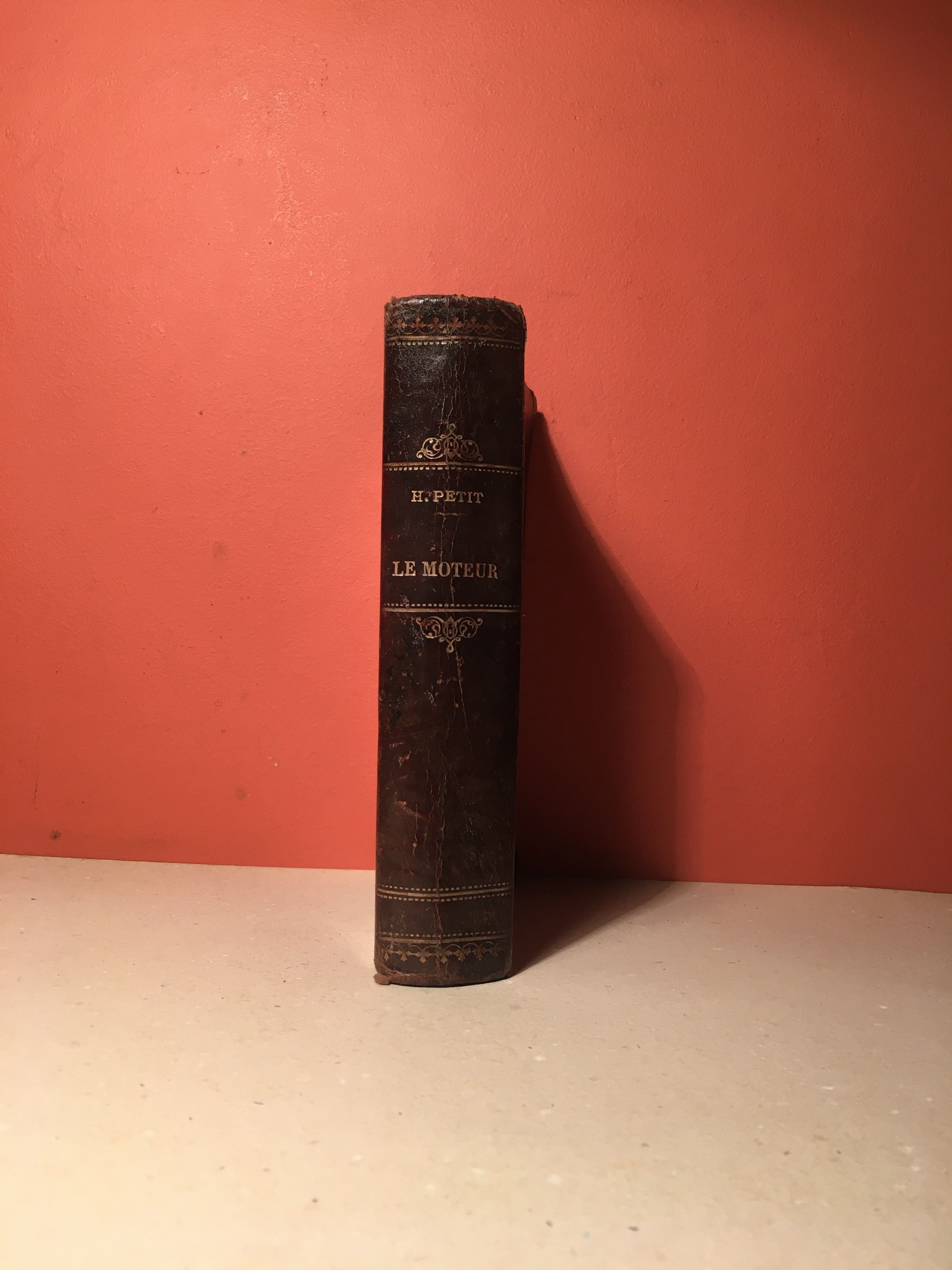 LE MOTEUR - H. Petit 1915 - H. Dunod & E. Pinat, éditeurs