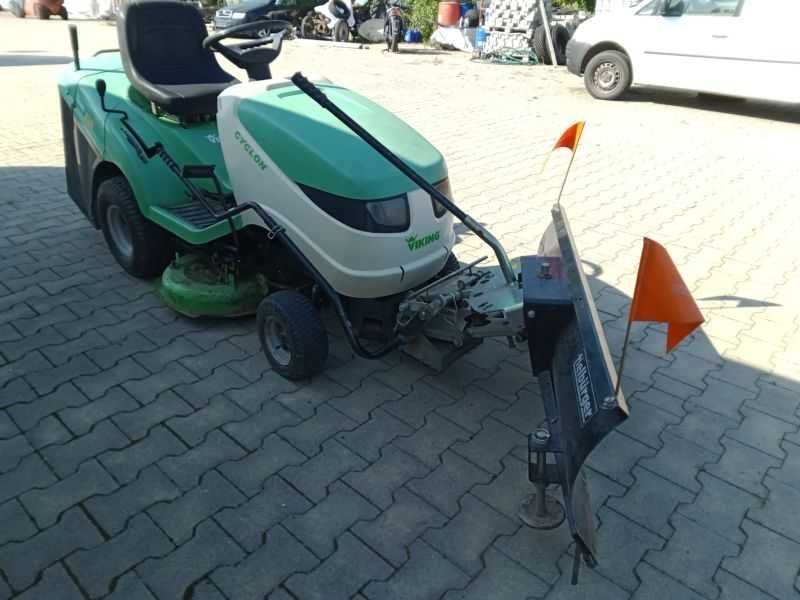 traktorek,kosiarka,pług zamiatraka Viking