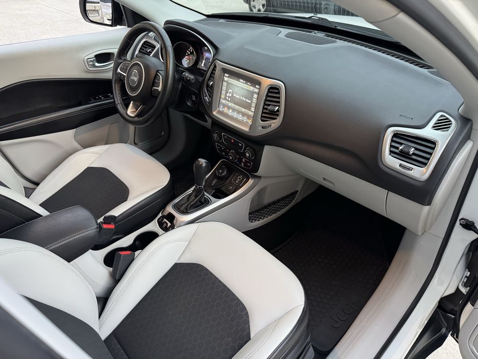 Jeep Compass latitude