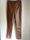 Leggings Efeito Pele Cintura Subida