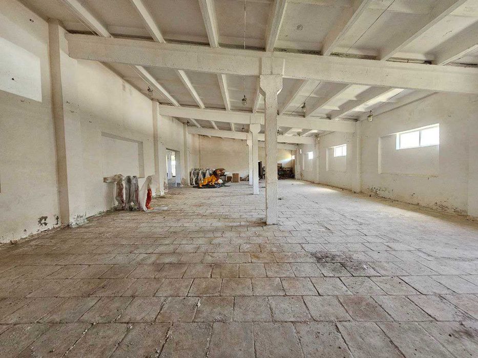 Комерційне приміщення (склади) для БІЗНЕСУ в м.Борщів