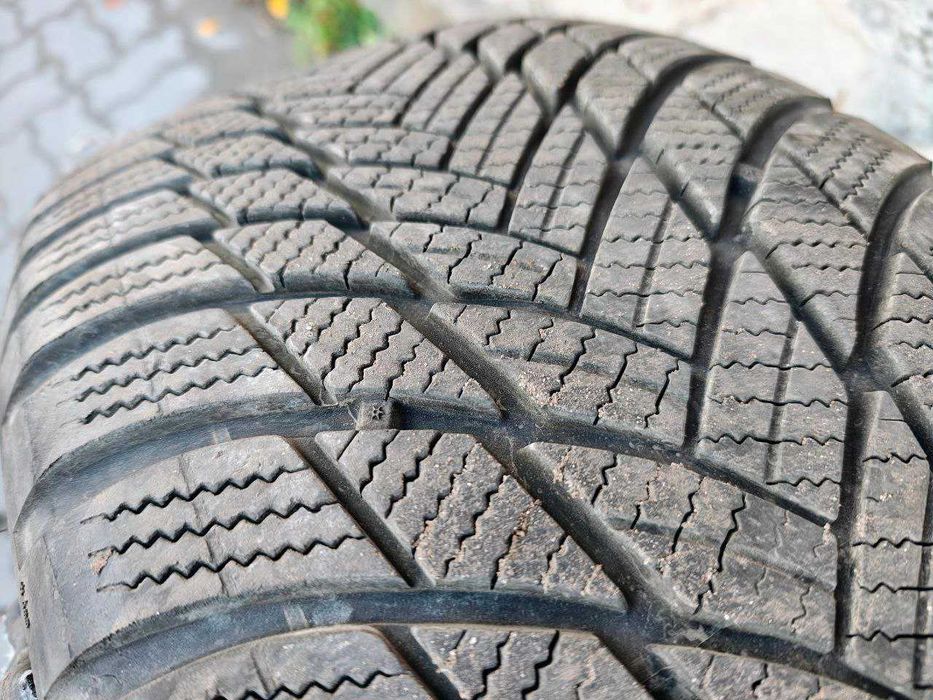 Диски на Audi E-tron S R20 9x20 5x112 ET20 DIA66.6 Оригінал