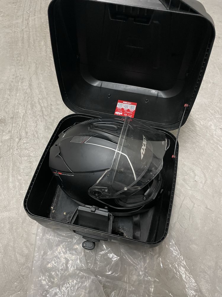 Vendo Top Case Givi