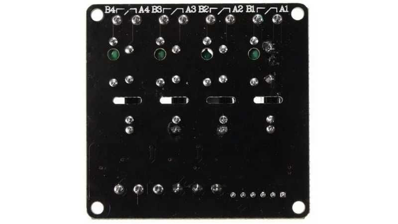 4-х канальний модуль твердотільного реле 5В 2А