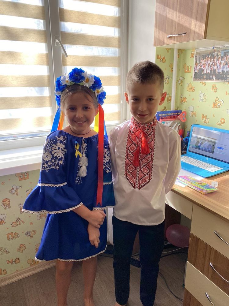 Вишиванка для дівчинки