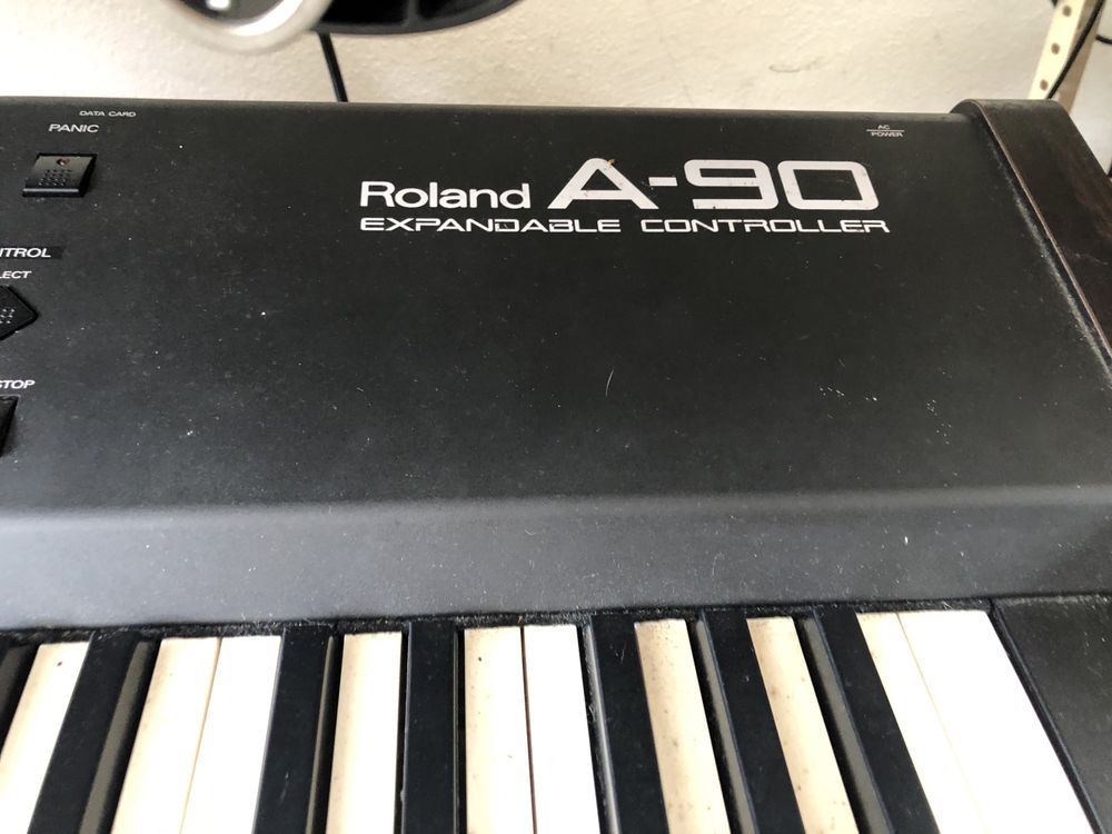 Roland A90 teclado