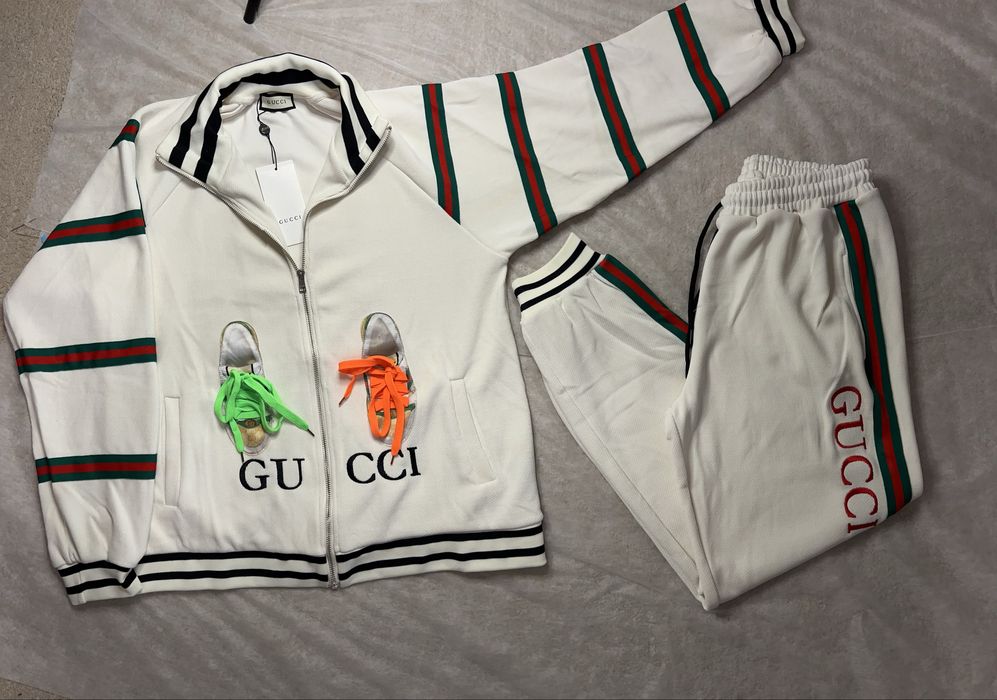 Fato/ Conjunto Gucci