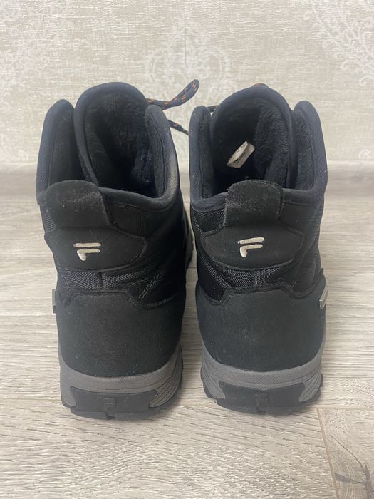 Ботинки, сапоги, черевики, трекингові ботинки