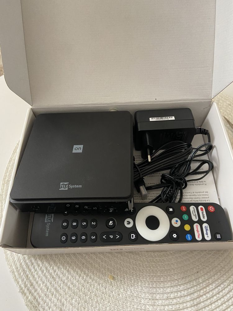 Dekoder naziemny cyfrowy Android TV Smart TV Upgrade Tuner DVB-T2 HEVC