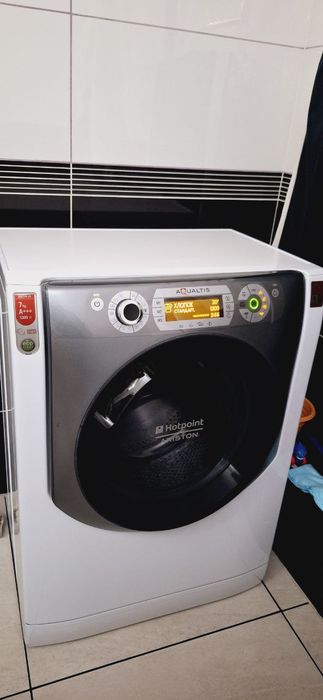 Пральна машина Hotpoint Ariston Italy