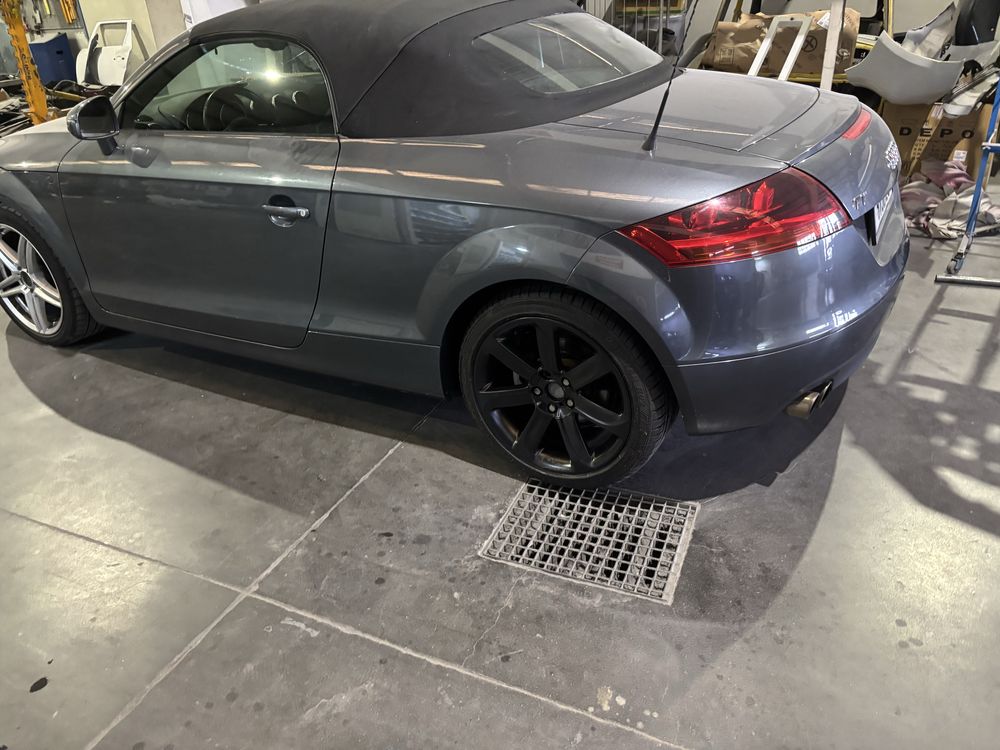 Vendo audi tt 2010