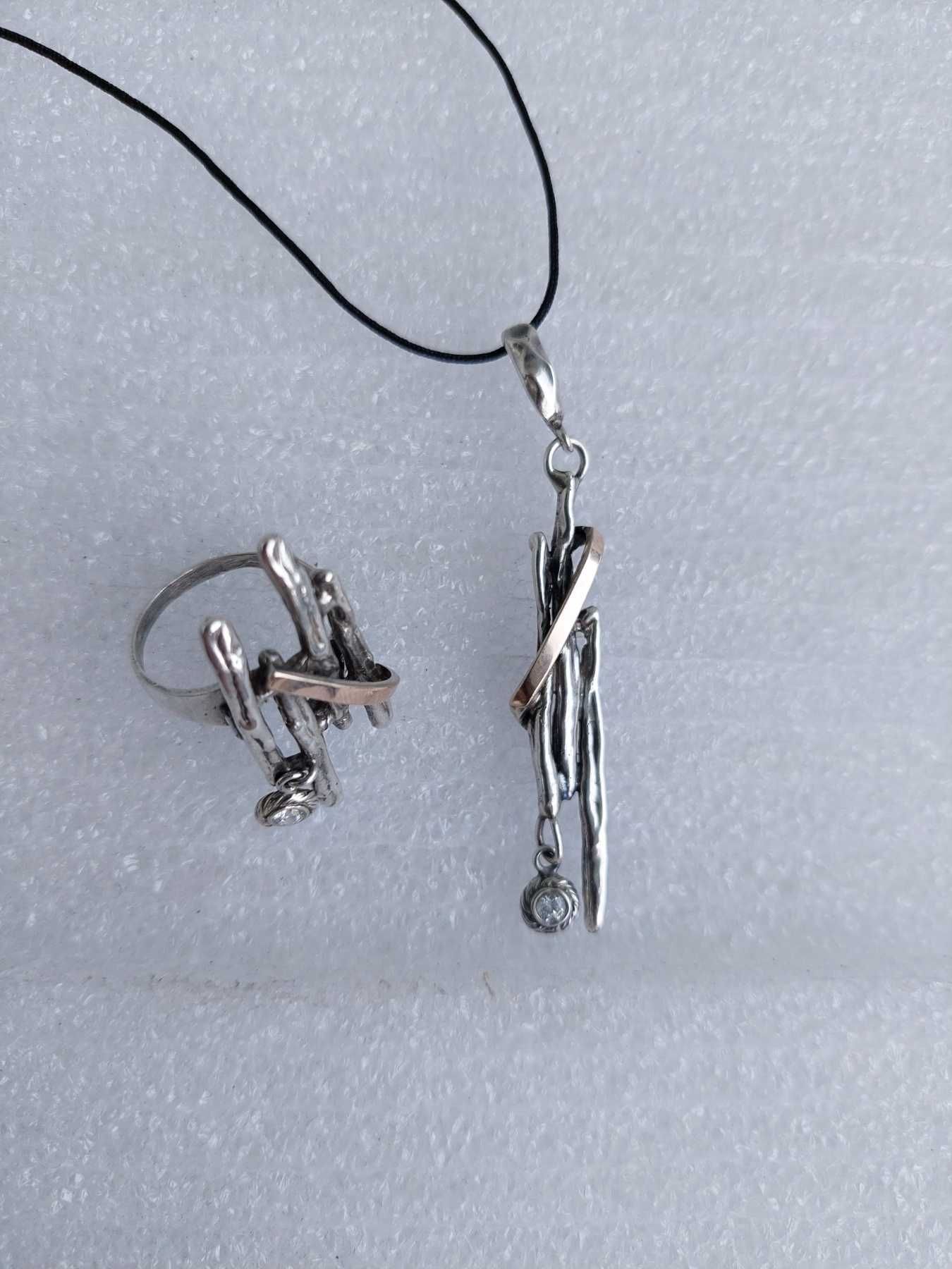 серебряное кольцо с подвеской
