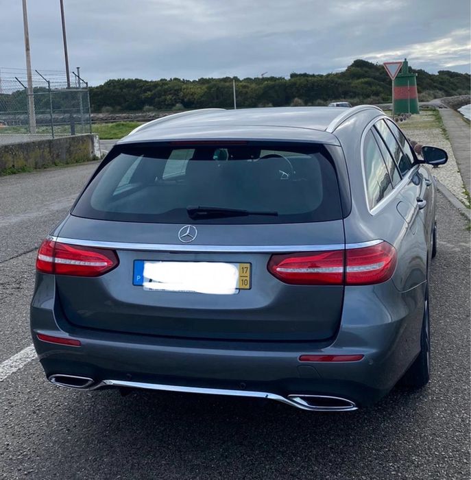 Mercedes-Benz E220 AMG