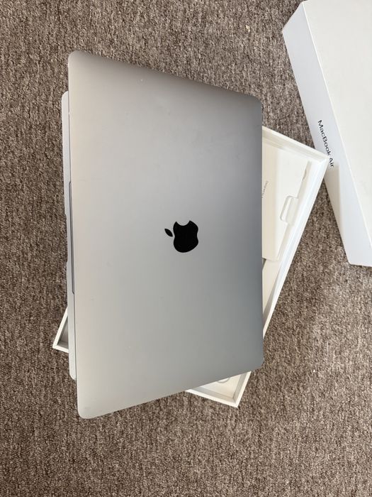 Macbook air 13 M1 8gb 266gb ssd space grey коробка комплект 400$