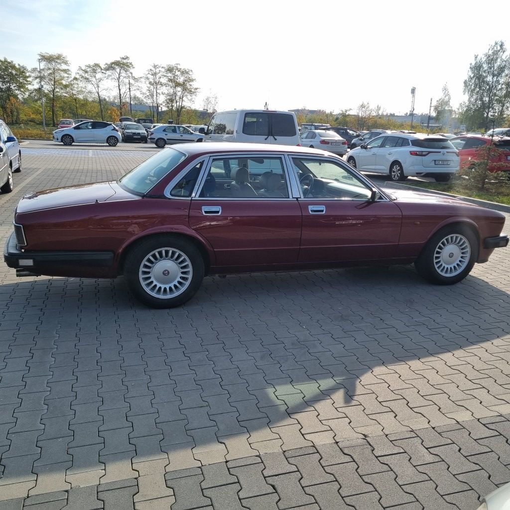 Jaguar XJ 40 Sovereign