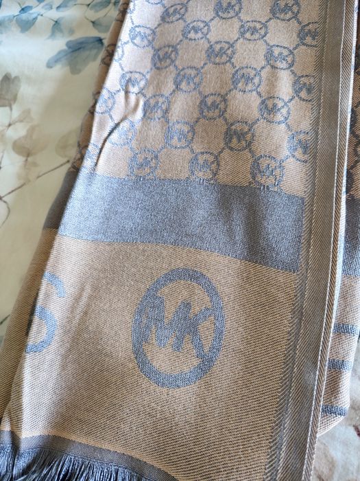 Echarpe/ cachecol Michael Kors