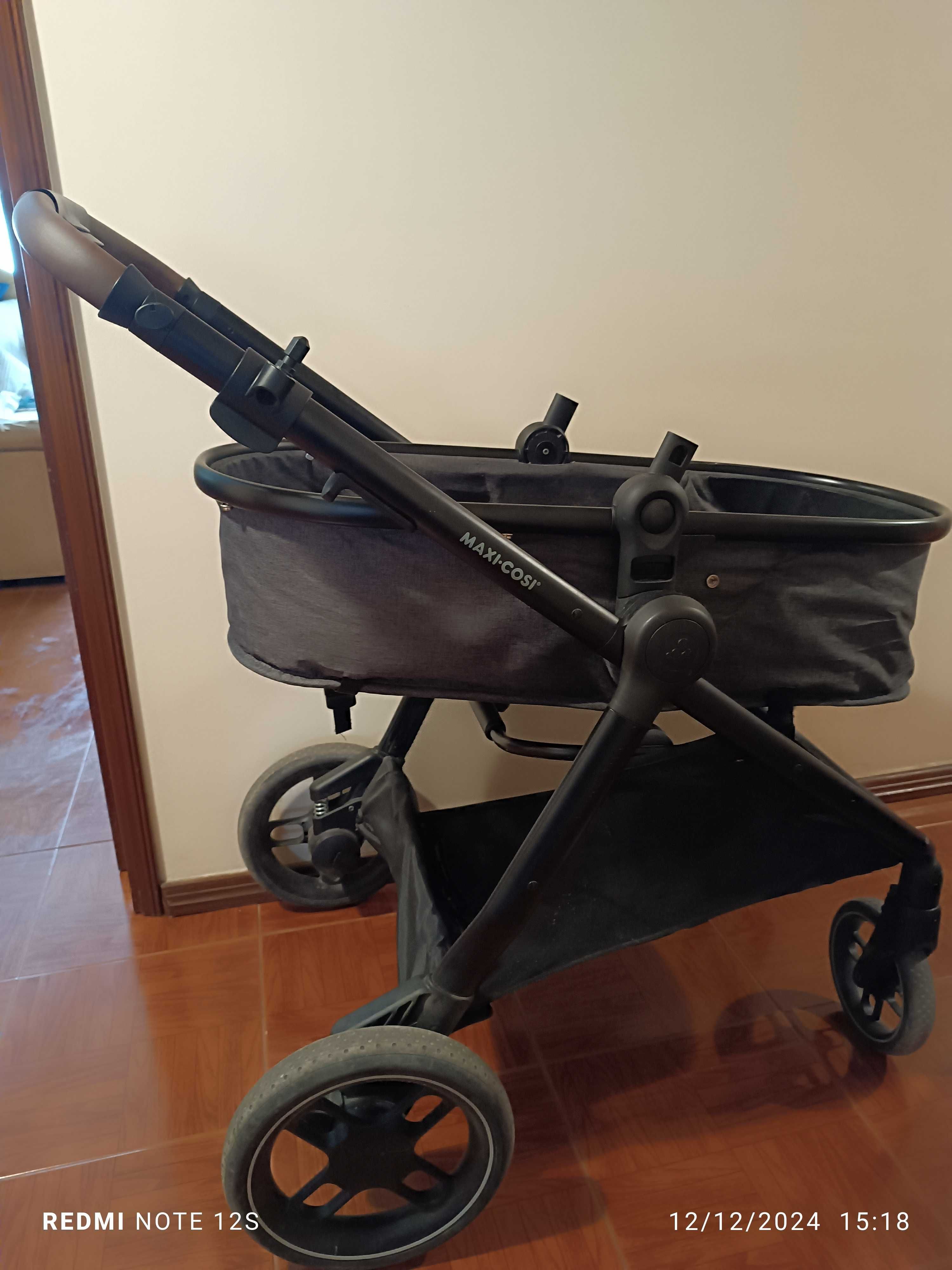 Carrinho de bebé