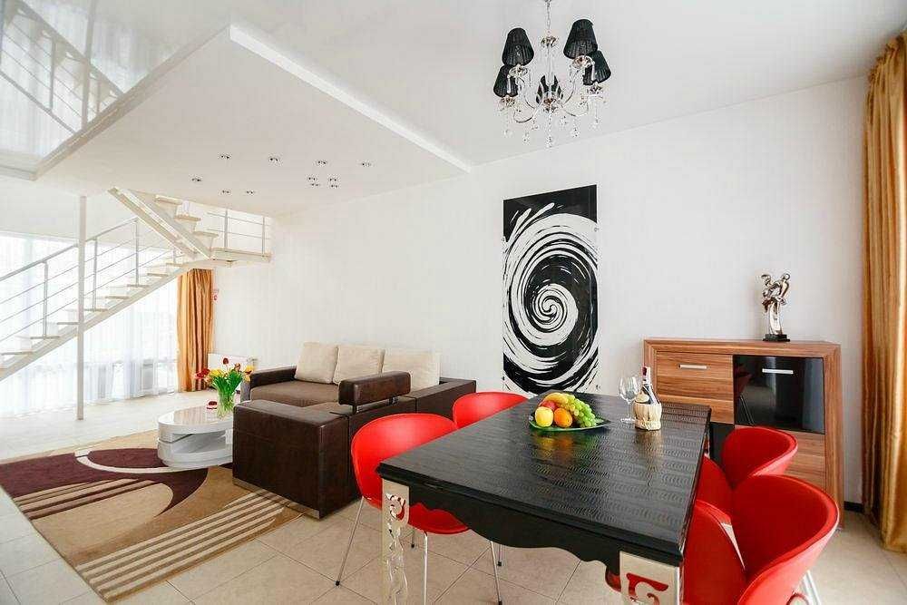 Коттедж 16 ст.Фонтана/Золотой берег. Евроремонт. Коммунальные в цене.