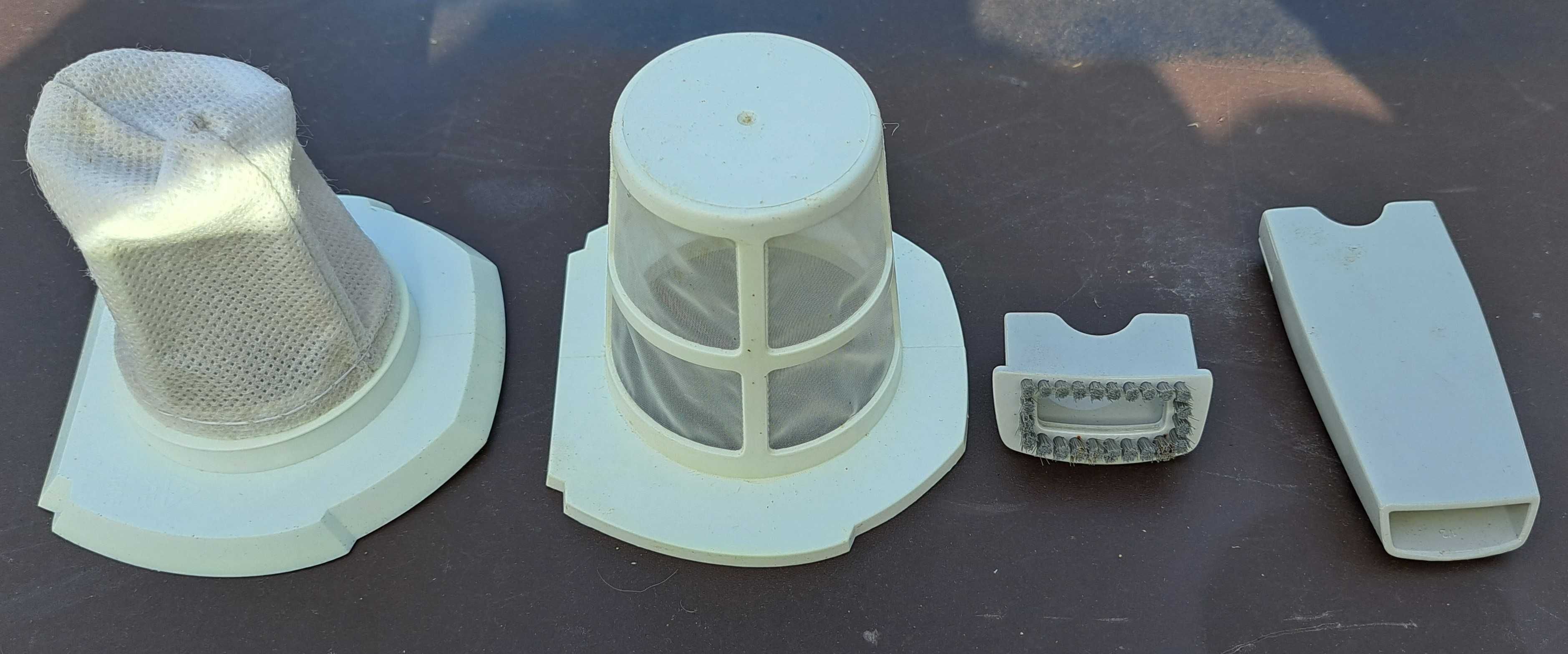 Motor e vários acessórios para aspirador Eletrolux Type FM36