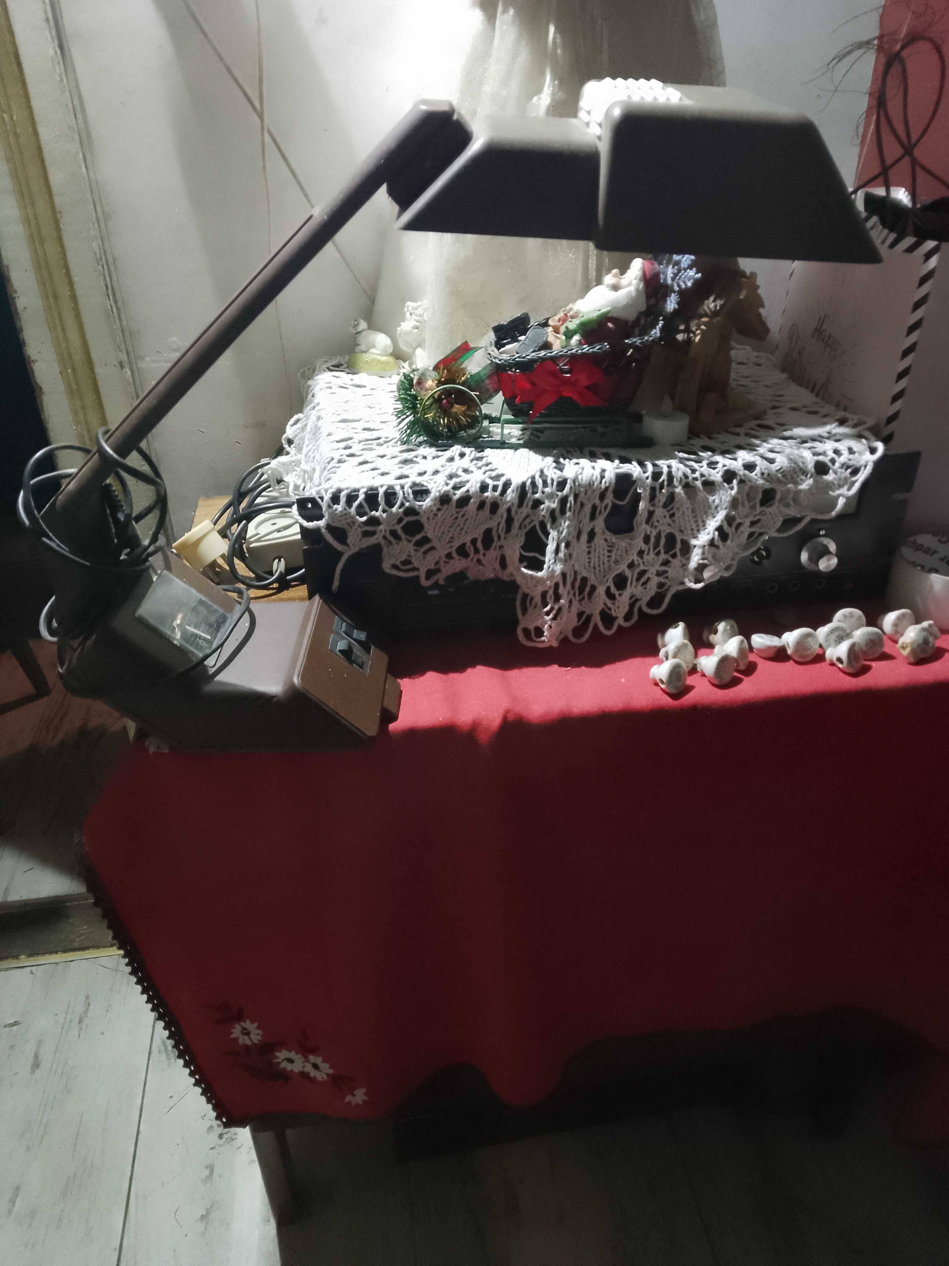 Lampa  z  perelu     sprawna