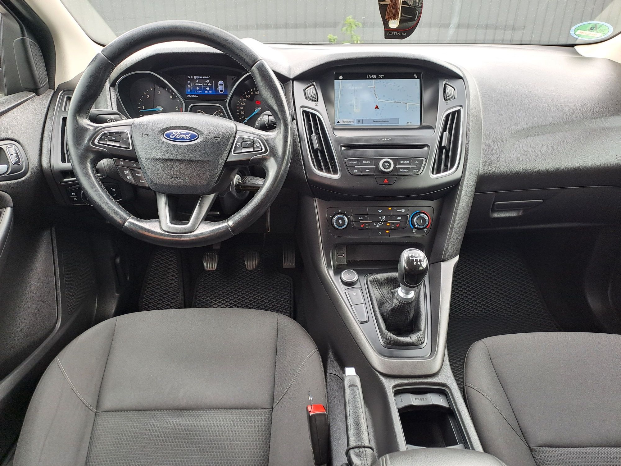 FORD FOCUS 2017 року