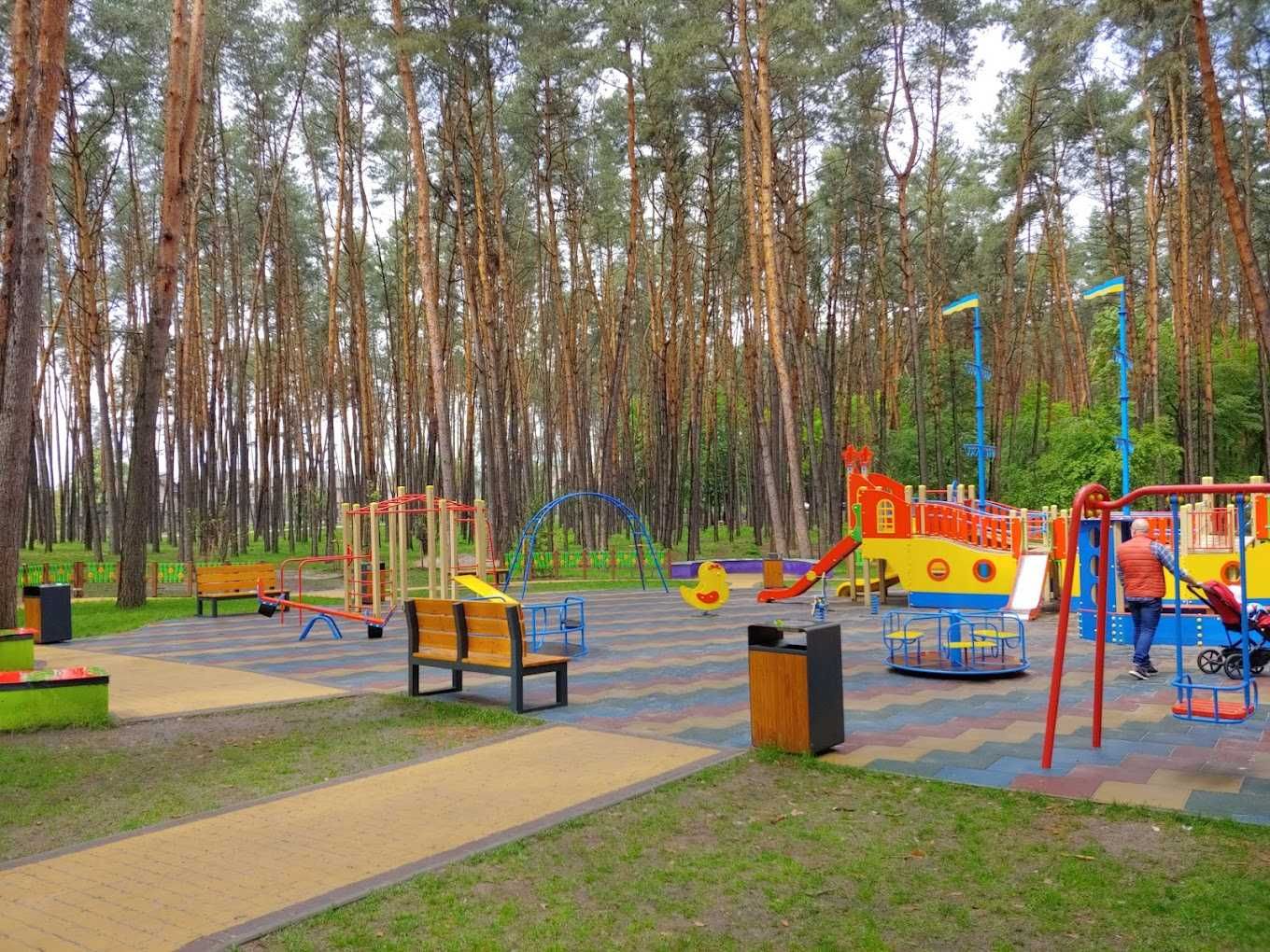 м.Київ! Борщагівка . Двокімнатна видова Квартира з роздільними ходами.