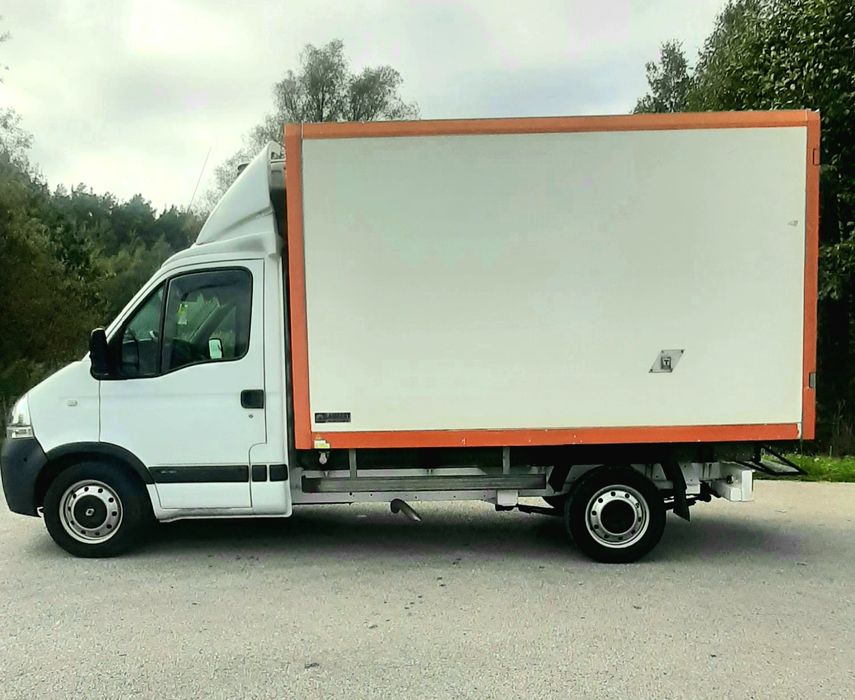 Renault master 2.5dci chłodnia 230v